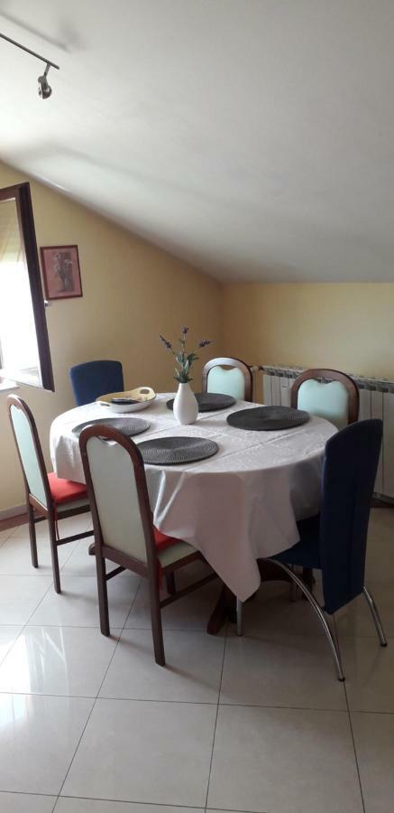Appartamento Nena Zara Esterno foto